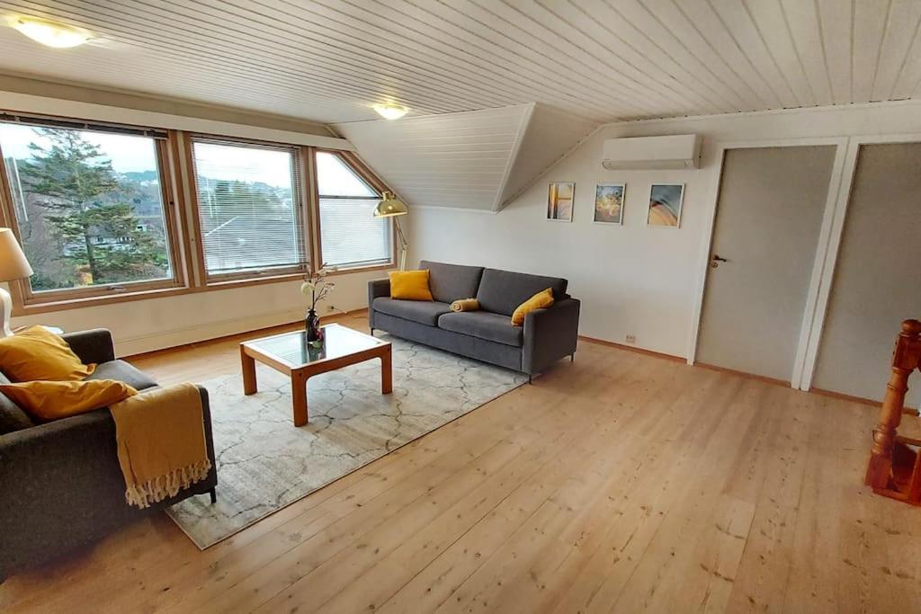 Large Home In Sola Tananger Kültér fotó
